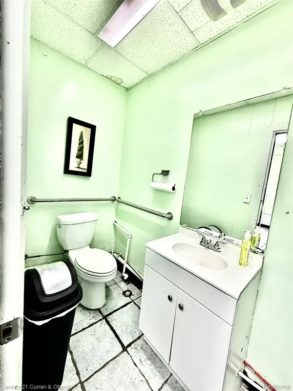 7149 W Vernor HWY, Detroit, MI 48209