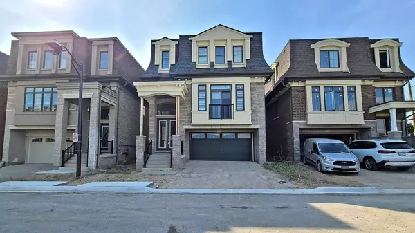2123 Royal Gala CIR #Backyard Apt, Mississauga, ON L4Y 0H2