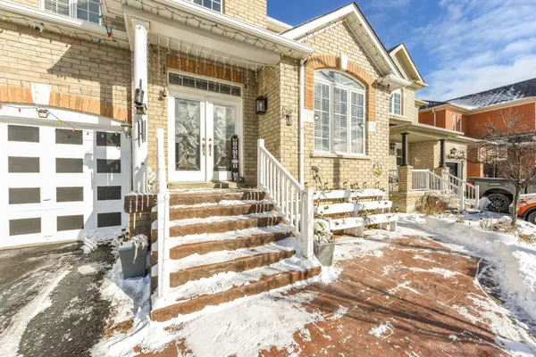 41 Madronna GDNS, Brampton, ON L7A 2V9