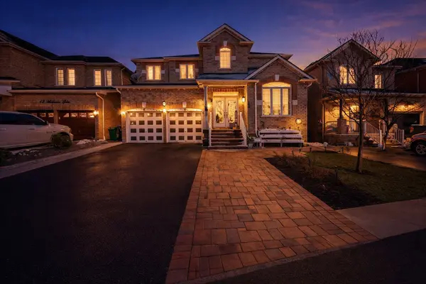 41 Madronna GDNS, Brampton, ON L7A 2V9