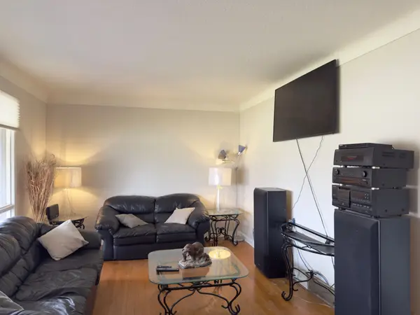 37 Empress AVE, Welland, ON L3B 1K6