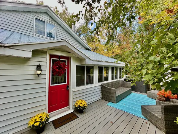 1227-2 North Kahshe Lake rd RD, Gravenhurst, ON P0E 1G0