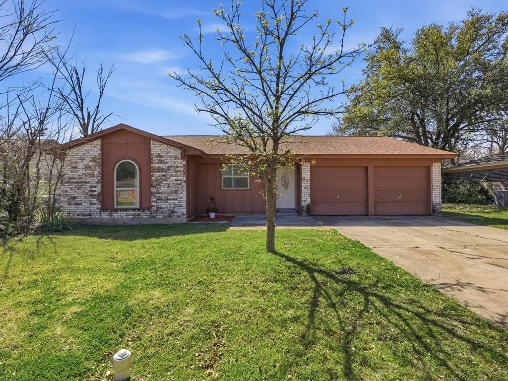 3228 Hummingbird Lane, Denton, TX 76209