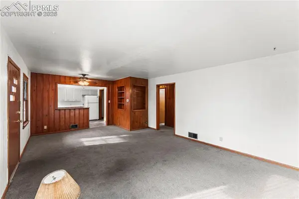 628 Bonfoy AVE, Colorado Springs, CO 80909