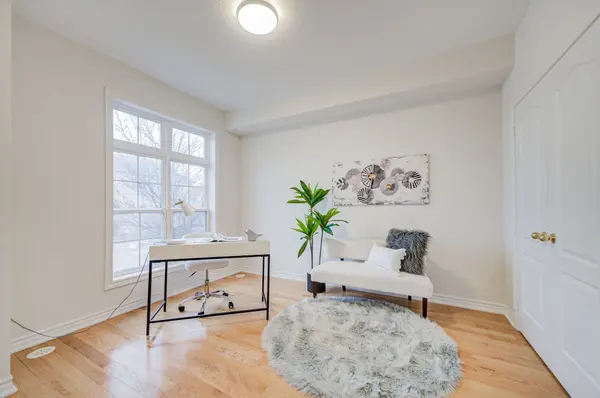 86 Donald Buttress BLVD W, Markham, ON L6C 0P1