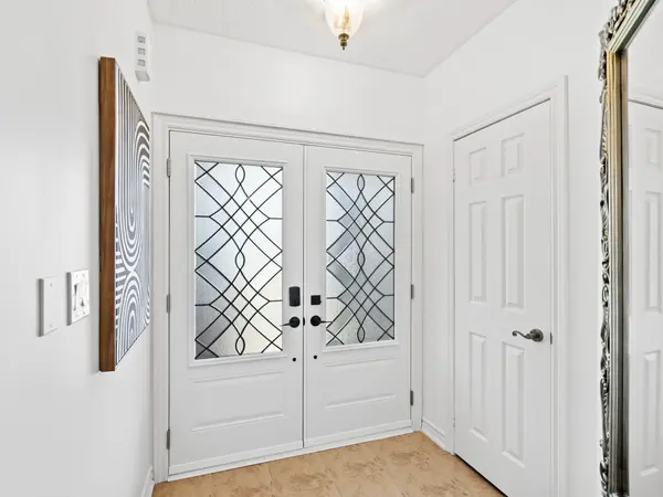 27 Martell Gate, Aurora, ON L4G 0B9