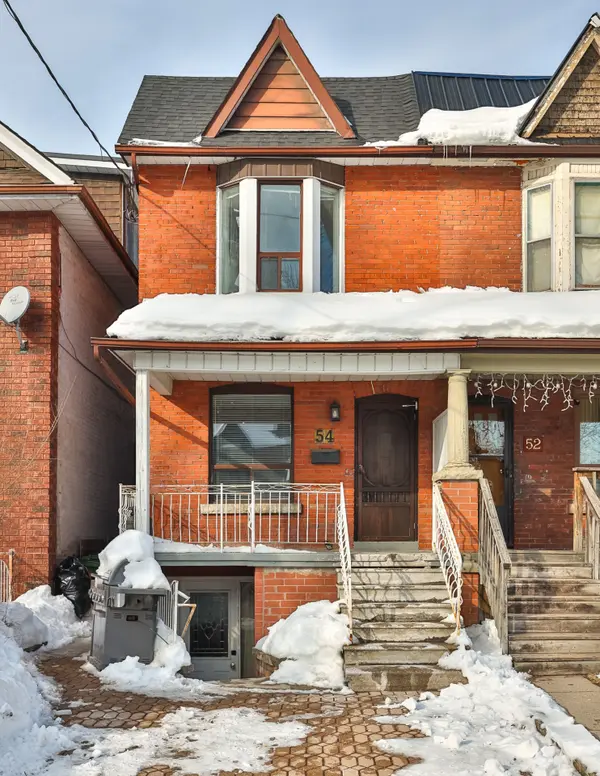 54 Maher AVE, Toronto W02, ON M6P 1G6