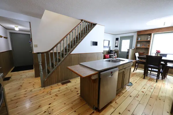 19 Concession ST, Havelock-belmont-methuen, ON K0L 1Z0