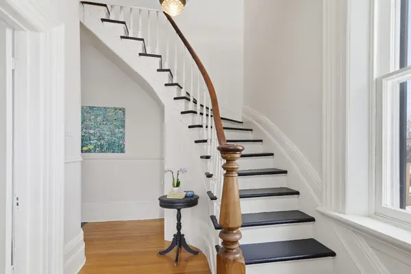 50 First AVE, Uxbridge, ON L9P 1J7