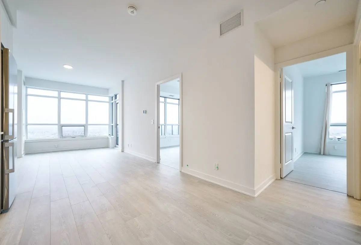 50 Upper Mall WAY #1811B, Vaughan, ON L4J 0L8