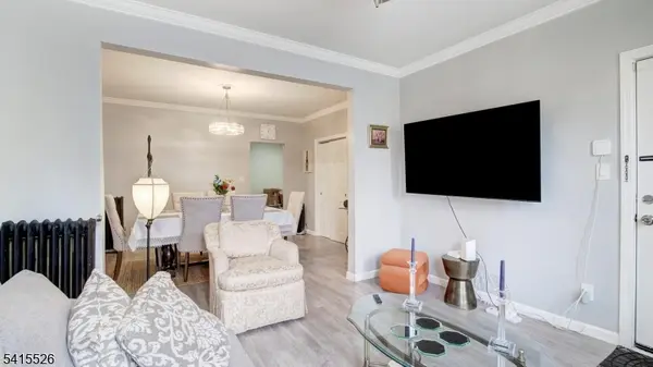 18 Mckay Ave, East Orange City, NJ 07018