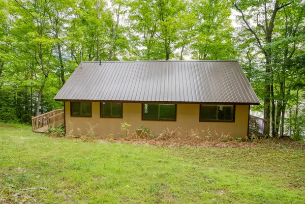 75 Demerling LN S, Frontenac, ON K0H 1T0