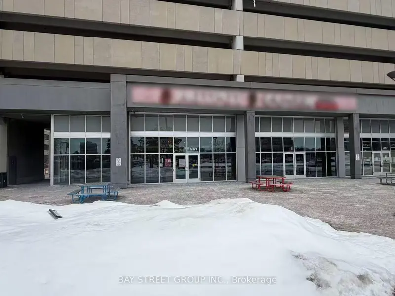 241 Consumers RD #F, Toronto C15, ON M2J 0E9