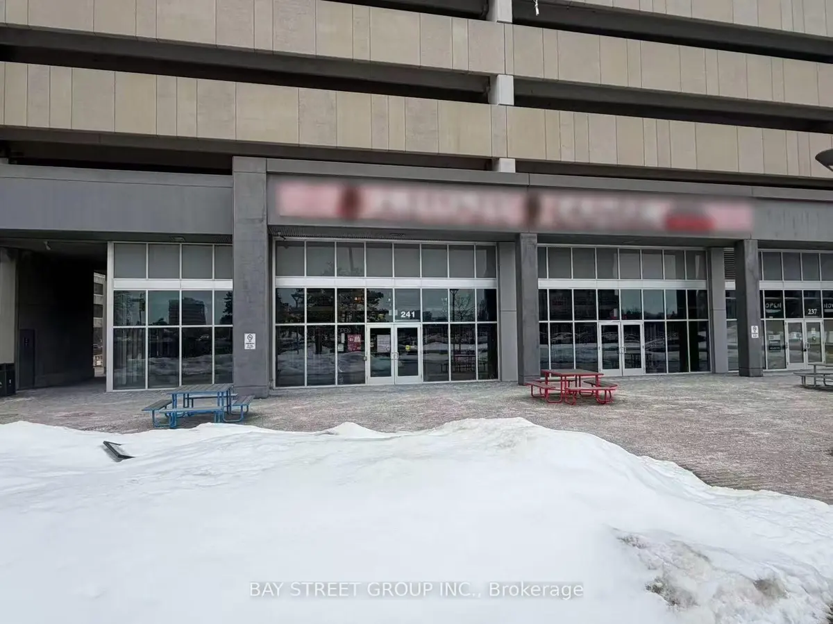 241 Consumers RD #F, Toronto C15, ON M2J 0E9