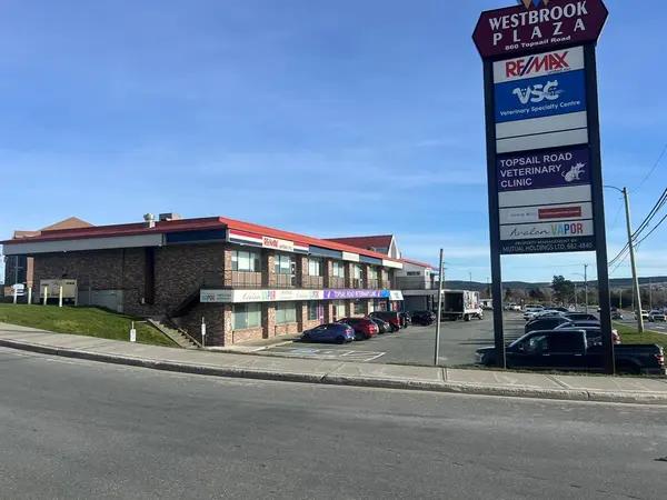 860 Topsail Road, Mount Pearl, NL A1N 3J6