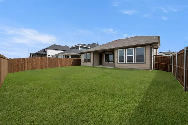 1721 Nesting Robin Lane, Denton, TX 76249