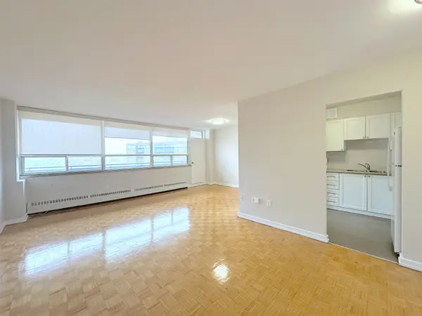 12 Rockford RD #1006, Toronto C07, ON M2R 3A2