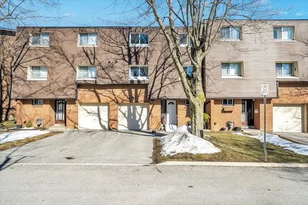 1415 Fieldlight BLVD #17, Pickering, ON L1V 2S3