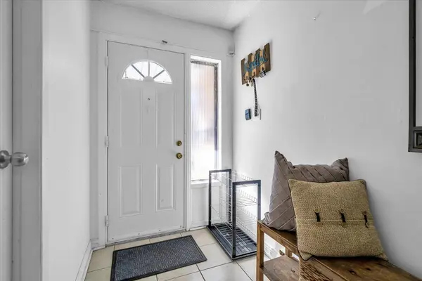 1415 Fieldlight BLVD #17, Pickering, ON L1V 2S3