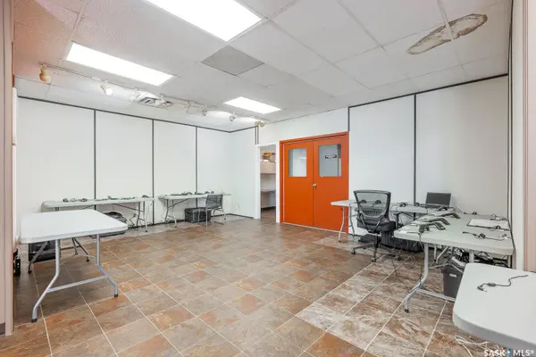 1743 MCARA STREET, Regina, SK S4N 6H5