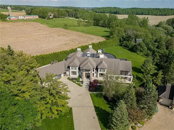 60 Sir Robert PL, Middlesex Centre, ON N0M 1C0