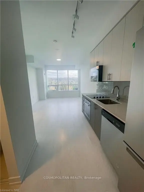 415 MAIN ST W #607, Hamilton, ON L8P 1K5