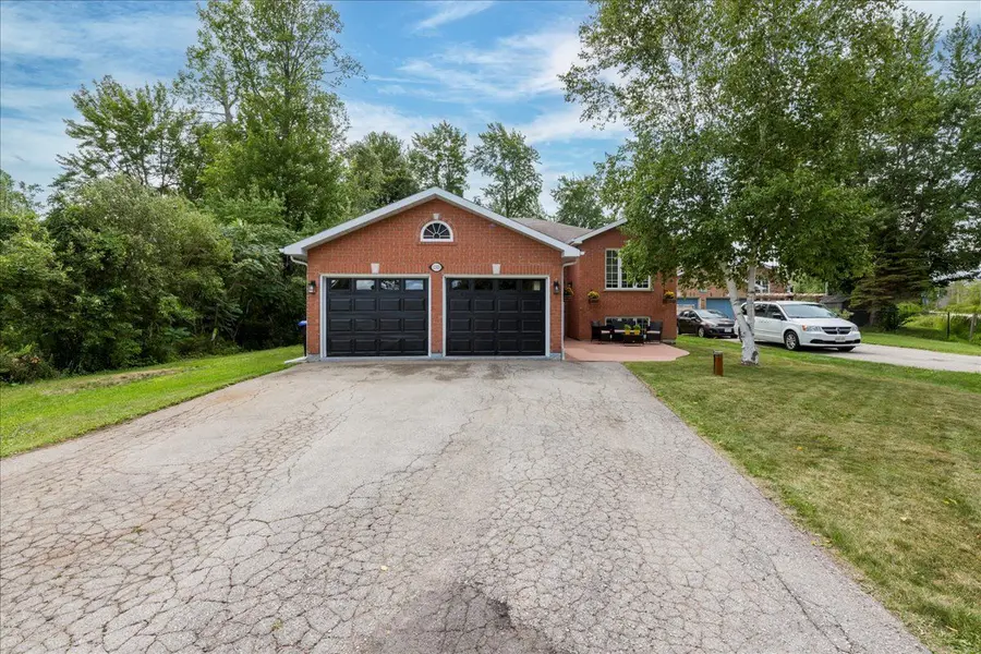 1103 Belle Aire Beach RD, Innisfil, ON L0L 1C0