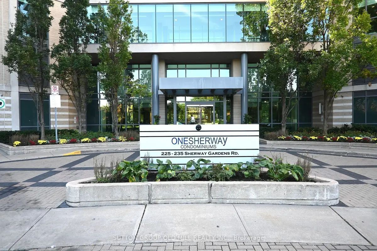235 Sherway Gardens RD #305, Toronto W08, ON M9C 0A2