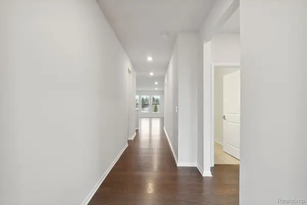 27119 Silo DR, Saline, MI 48176