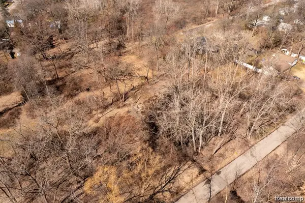 0000 Marylestone DR, West Bloomfield Charter Township, MI 48324