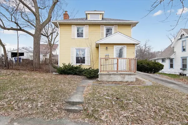 206 N Grinnell ST, Jackson, MI 49202