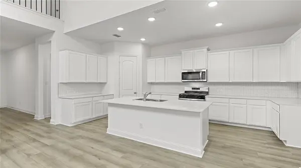 3809 Paradise Way, Sherman, TX 75090