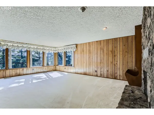 14020 SE 215TH CT, Damascus, OR 97089