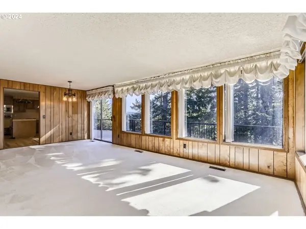 14020 SE 215TH CT, Damascus, OR 97089