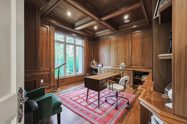 2706 Bayview AVE, Toronto C12, ON M2L 1B9