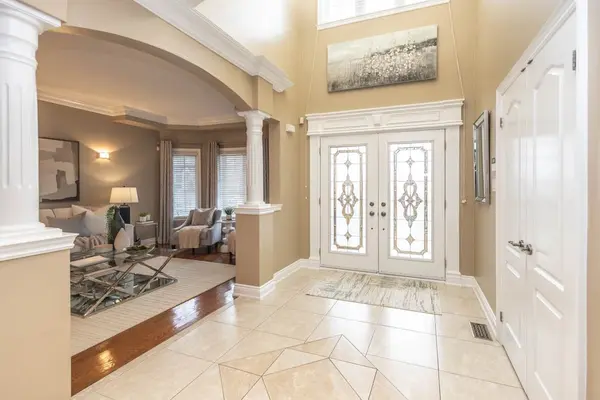 1726 Rockwood DR, Pickering, ON L1V 6R3