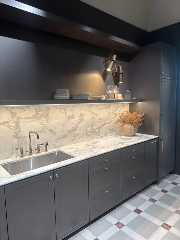 217 Birmingham ST #22, Toronto W06, ON M8V 2C7