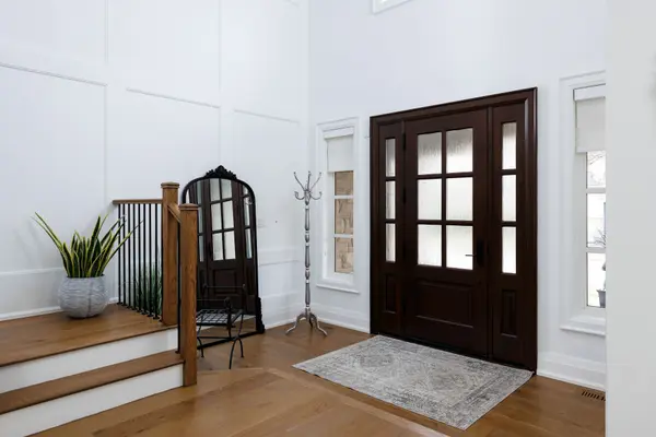 2040 Bingley CRES, Oakville, ON L6M 0E4