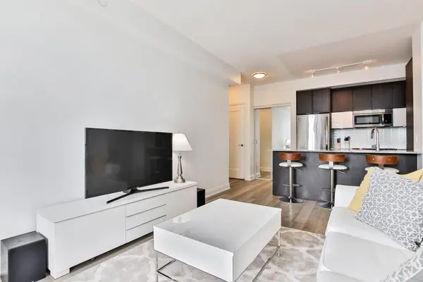 56 Annie Craig DR #2104, Toronto W06, ON M8V 0C8