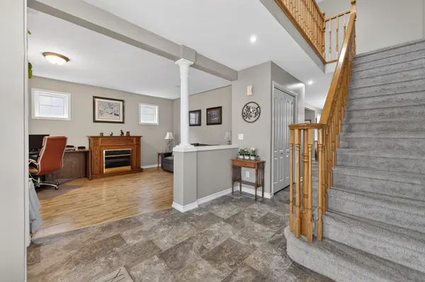 20 Owen ST, Ingersoll, ON N5C 4G7