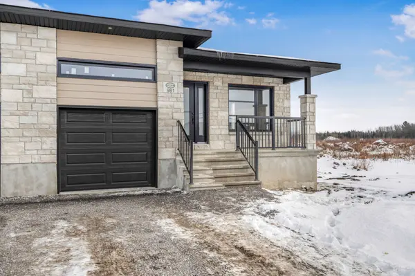 967 Katia ST, The Nation, ON K0A 2M0