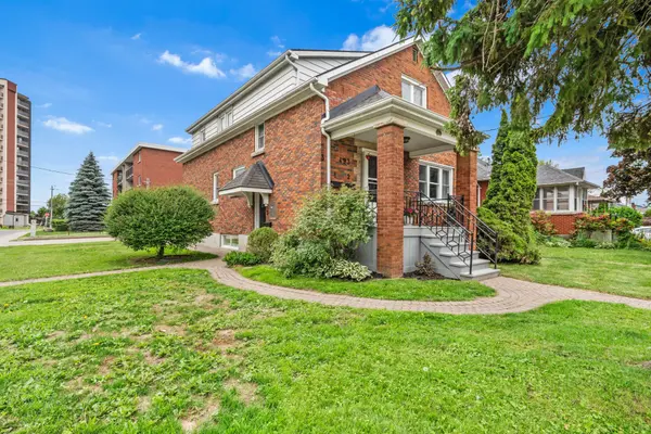 493 COLLEGE ST, Kingston, ON K7L 4M8