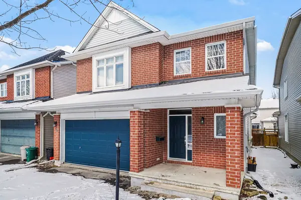 15 Escade DR, Barrhaven, ON K2G 6R9