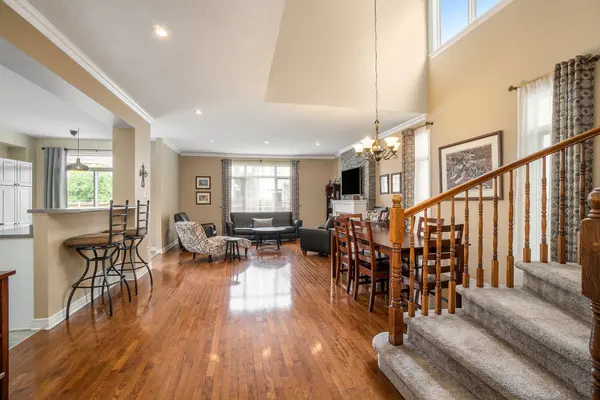 15 Escade DR, Barrhaven, ON K2G 6R9