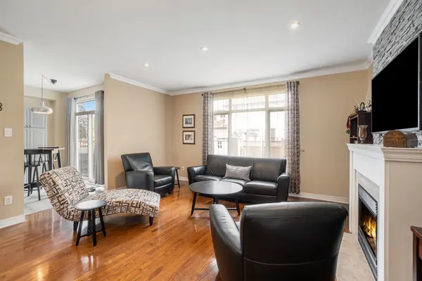 15 Escade DR, Barrhaven, ON K2G 6R9