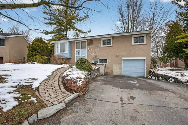 28 Pember PL,  Kingston,  ON K7M 2P7