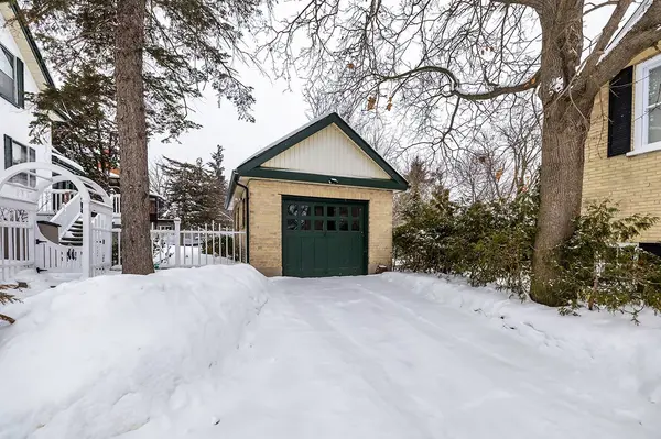 22 Francis ST, Kawartha Lakes, ON K9V 3R6