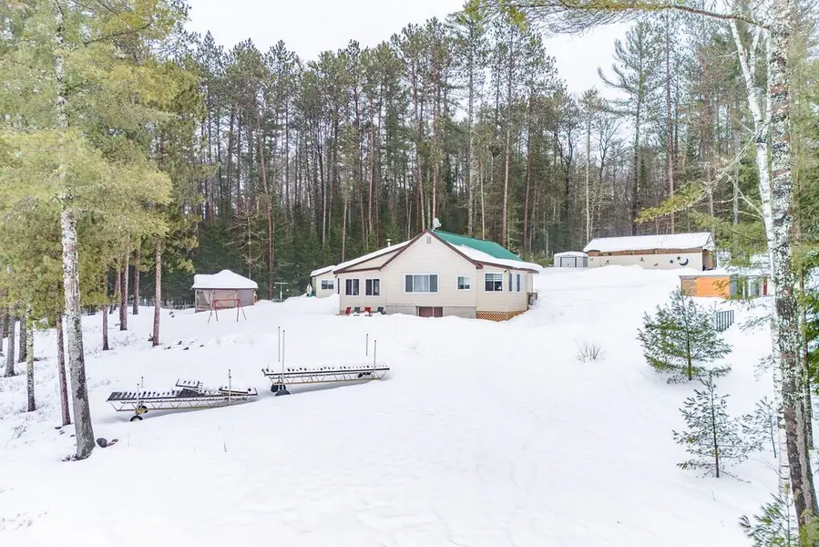 51 Myrlin WAY, Laurentian Hills, ON K0J 1P0