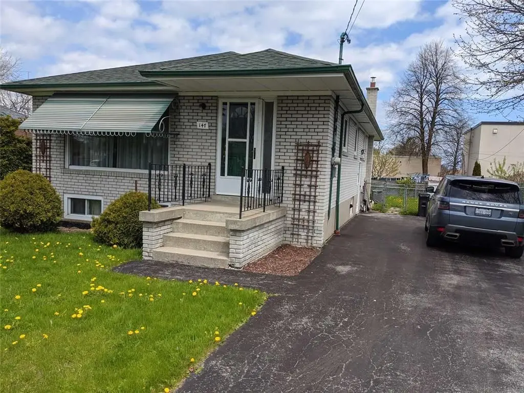 147 Pandora CIR #Upper, Toronto E09, ON M1H 1V8