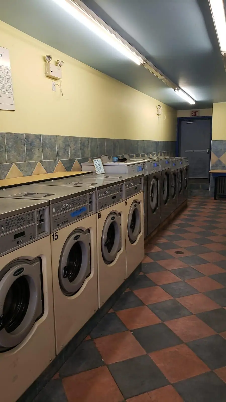 Address not disclosed, Toronto W02, ON M6S 3Z3